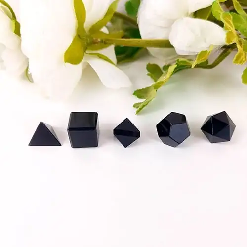 5 sólidos platónicos de obsidiana